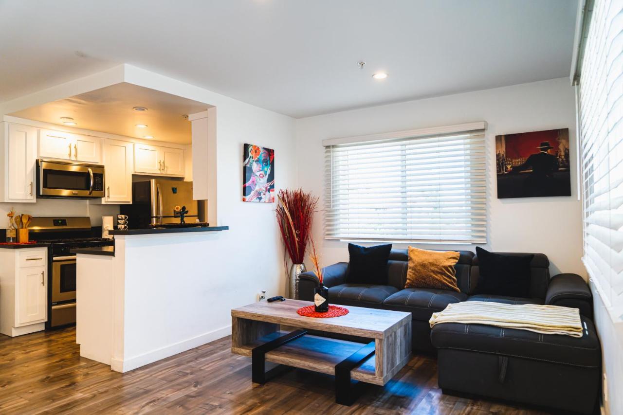 Modern Remodeled 1-Bedroom Close To Hollywood Walk Of Fame With Parking Los Angeles Eksteriør bilde